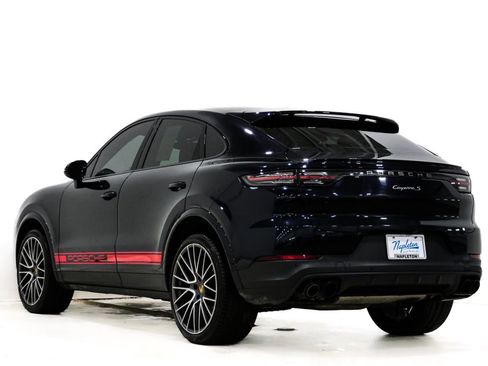 Used 2023 Porsche Cayenne S image 9