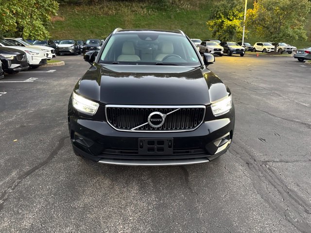 Used 2021 Volvo XC40 T5 Momentum w/ Premium Package AWD/4WD image 8