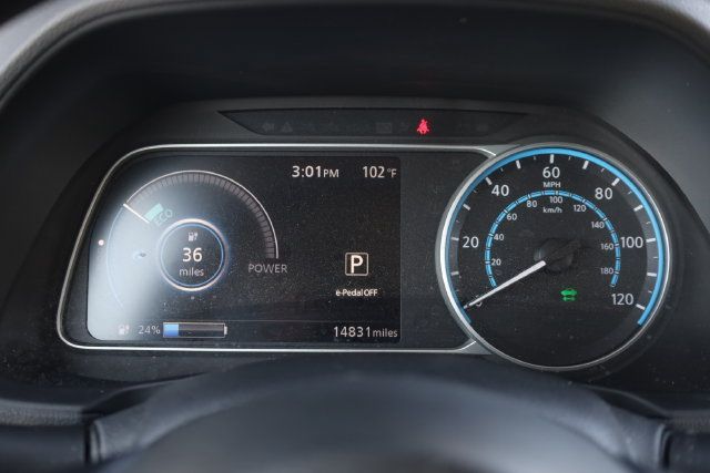 Used 2023 Nissan Leaf S FWD image 18