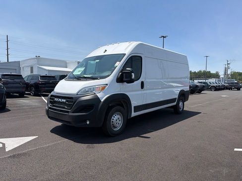 New 2026 RAM ProMaster 2500 w/ Convenience Group FWD image 2