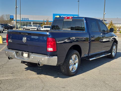 Used 2019 RAM 1500 Big Horn image 9