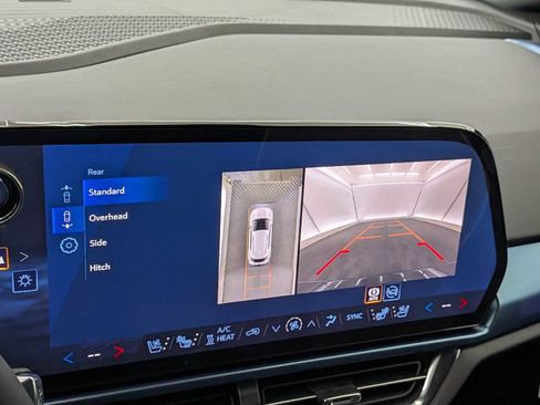 New 2026 Chevrolet Equinox EV LT image 27