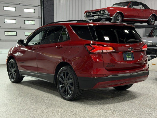 Certified 2022 Chevrolet Equinox RS w/ Infotainment Package AWD/4WD image 3