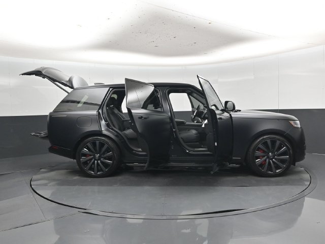 Used 2024 Land Rover Range Rover SV AWD/4WD image 60