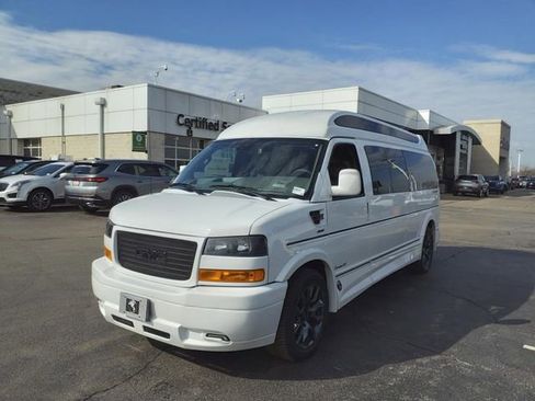 New 2025 GMC Savana 2500 Extended w/ Driver Convenience Package image 11