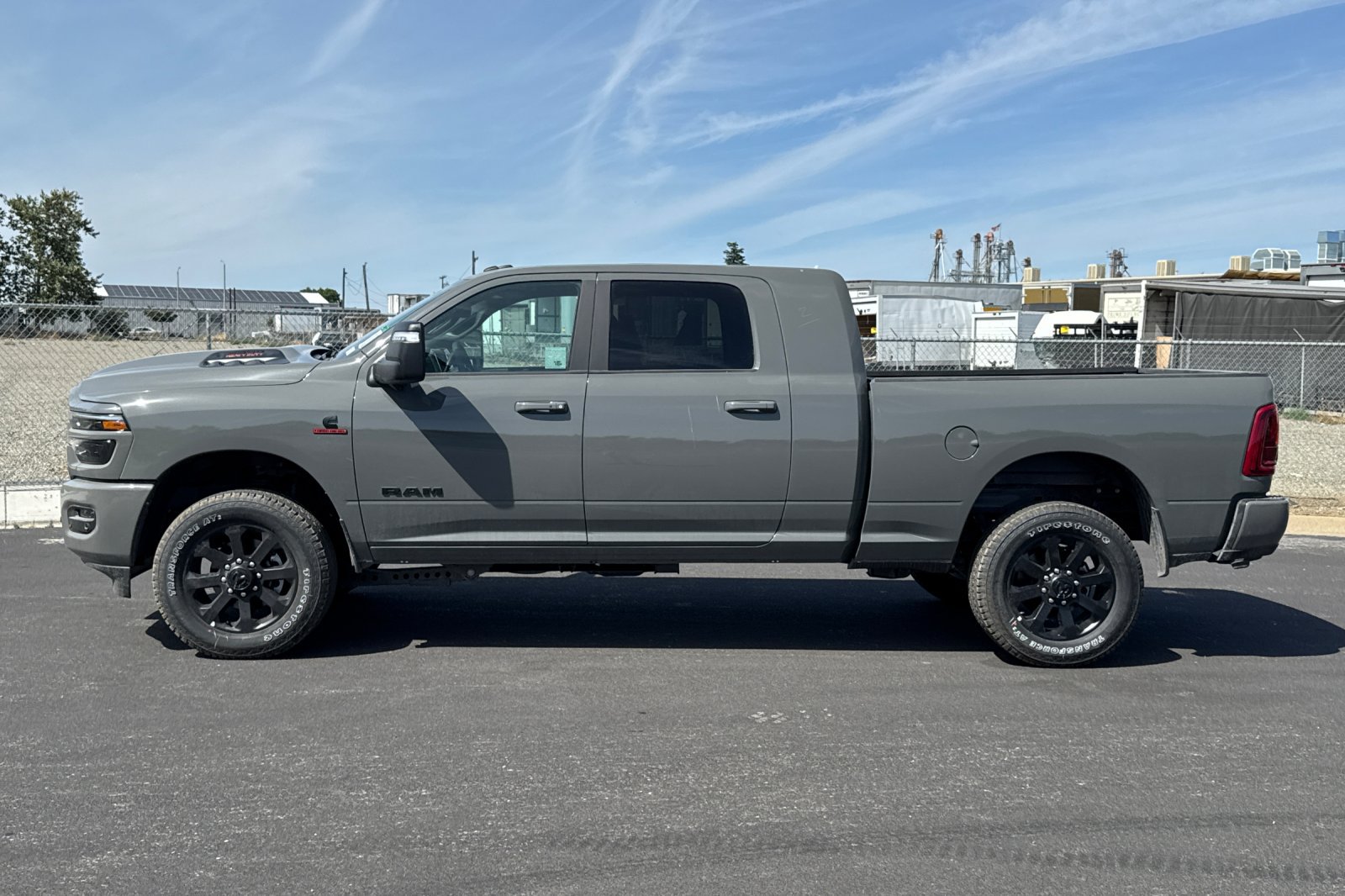 New 2026 RAM 2500 Laramie w/ Night Edition AWD/4WD image 6