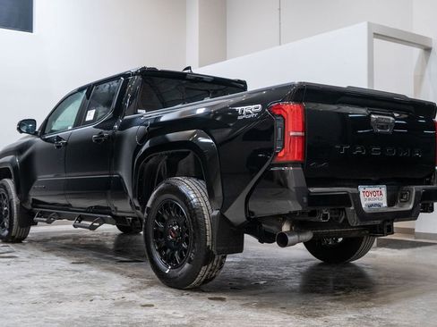 New 2025 Toyota Tacoma TRD Sport image 4