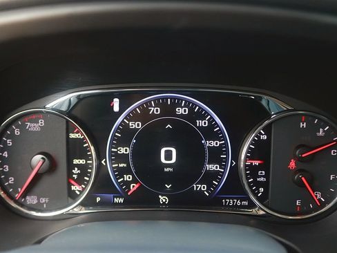 Used 2023 GMC Acadia Denali w/ Denali Ultimate Package FWD image 20