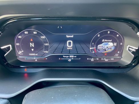 Used 2024 GMC Yukon Denali image 24