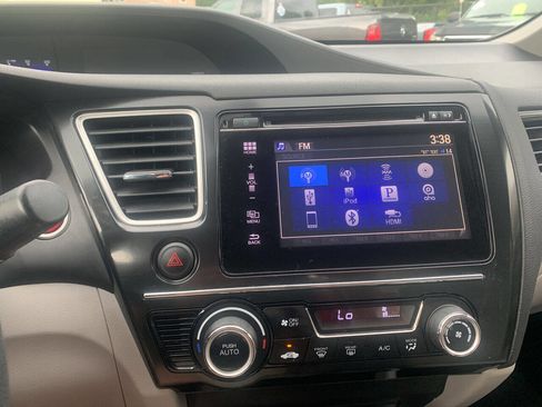 Used 2015 Honda Civic Hybrid Sedan image 18