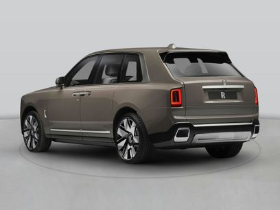 New 2025 Rolls-Royce Cullinan Black Badge
