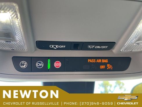 Used 2024 Chevrolet Equinox LT w/ LPO, Floor Liner Package FWD image 19