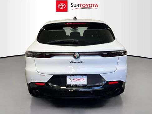Used 2024 Alfa Romeo Tonale Veloce w/ Active Assist Package AWD/4WD image 5