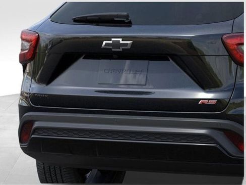 New 2026 Chevrolet Trax RS image 14