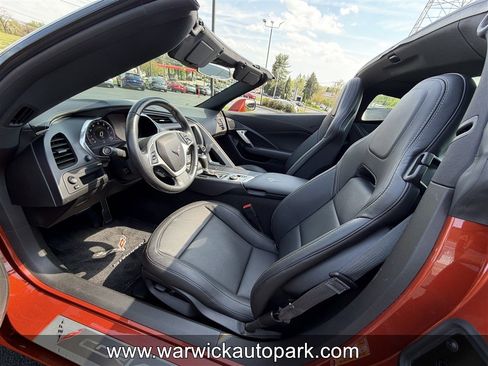 Used 2015 Chevrolet Corvette Stingray Coupe RWD image 5