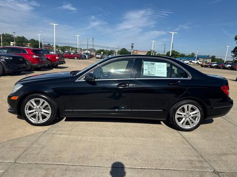 Used 2013 Mercedes-Benz C 300 4MATIC Sedan image 3