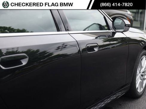 Certified 2024 BMW 530i xDrive w/ Premium Package image 10