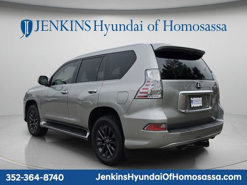 Used 2020 Lexus GX 460 Premium w/ Premium Package AWD/4WD image 8