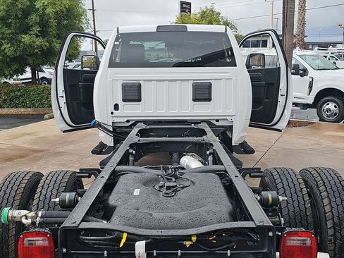 New 2026 RAM 5500 Tradesman image 12