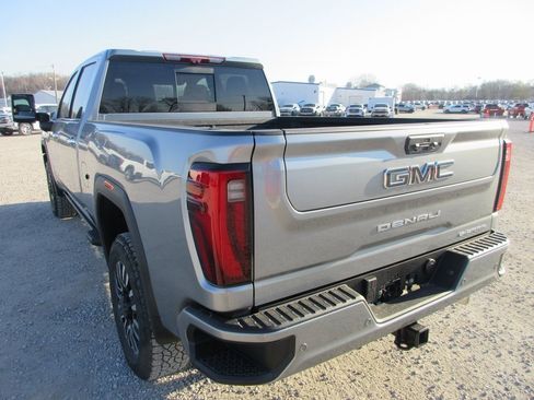 New 2026 GMC Sierra 2500 Denali Ultimate image 9