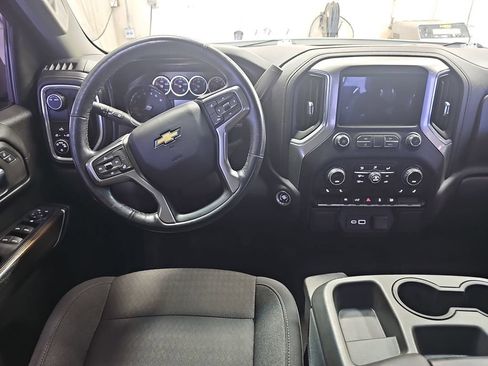 Used 2021 Chevrolet Silverado 1500 LT RWD image 15