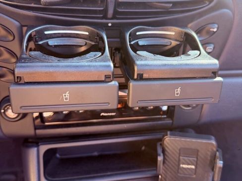 Used 2002 Porsche Boxster S image 18