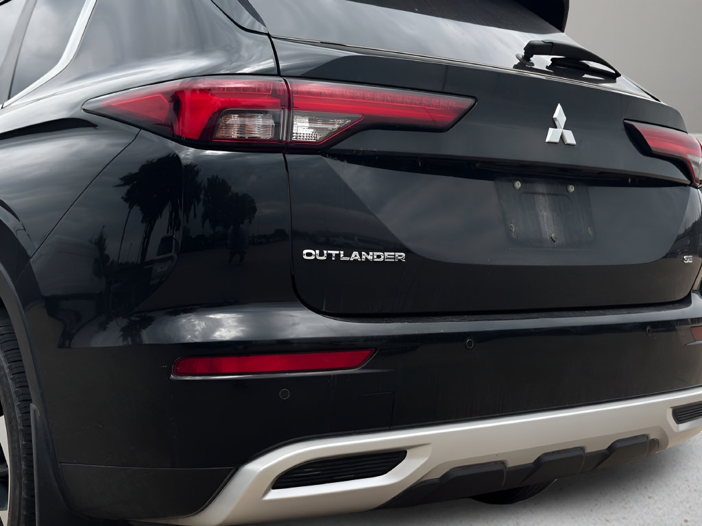 Used 2022 Mitsubishi Outlander SE AWD/4WD image 24