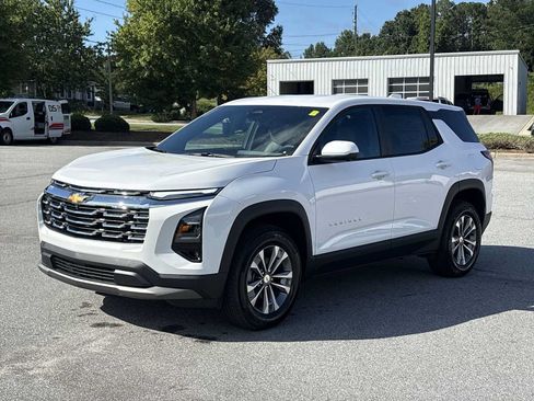 New 2027 Chevrolet Equinox LT w/ Convenience Package II AWD/4WD image 2