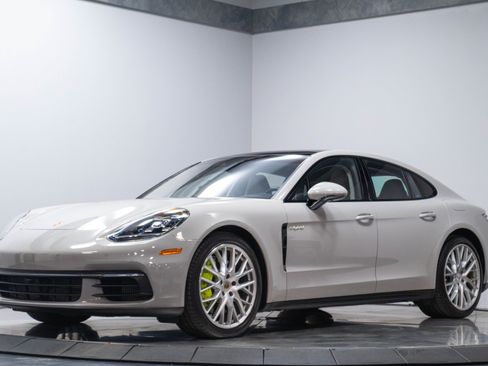 Used 2019 Porsche Panamera 4 AWD/4WD image 2