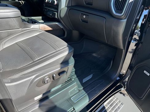 Used 2021 GMC Sierra 2500 Denali w/ Denali Ultimate Package image 16