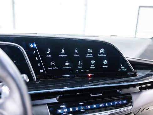 Used 2024 Cadillac Escalade V AWD/4WD image 46