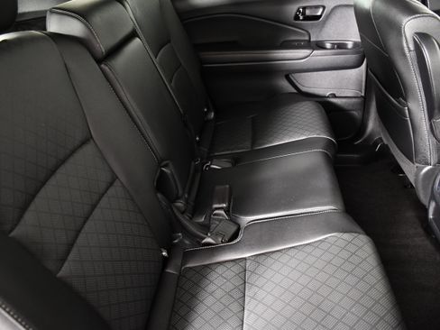 Certified 2023 Honda Passport Elite image 47