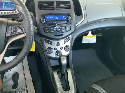 Used 2015 Chevrolet Sonic LT image 21
