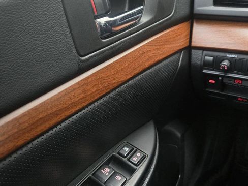 Used 2013 Subaru Outback 2.5i Limited image 17