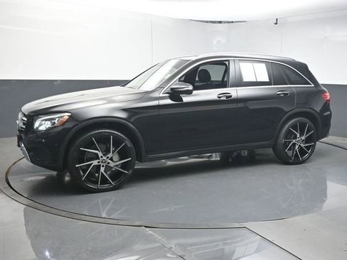 Used 2018 Mercedes-Benz GLC 300 image 4
