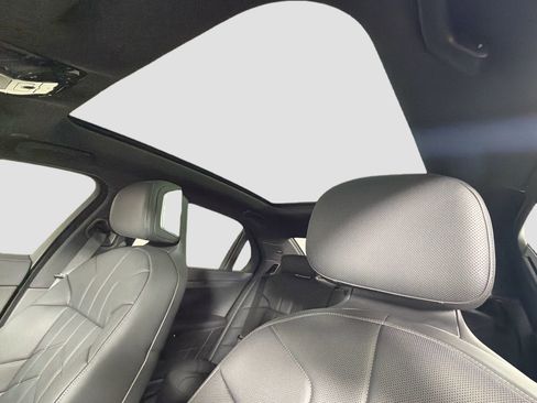 New 2026 BMW 740i xDrive w/ Executive Package image 23