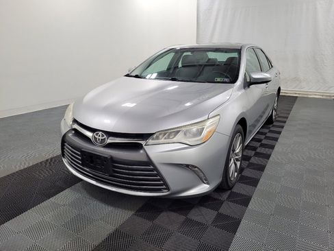 Used 2015 Toyota Camry XLE image 15