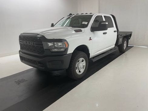 Used 2024 RAM 2500 Tradesman w/ Snow Chief Group AWD/4WD image 1