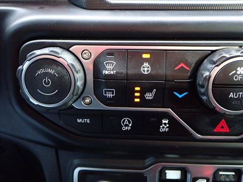 Used 2019 Jeep Wrangler Unlimited Rubicon image 18