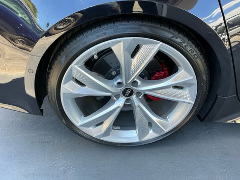 Used 2021 Audi RS 7 Sportback AWD/4WD image 31