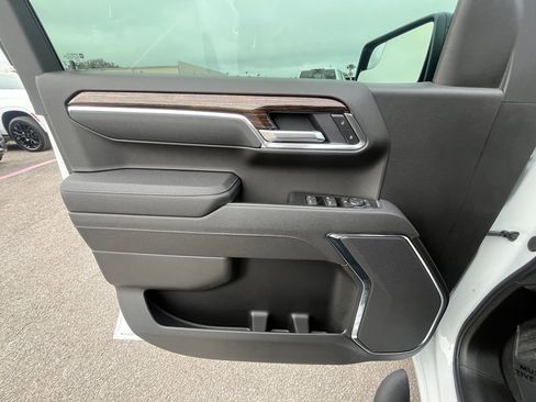 New 2026 GMC Sierra 1500 Elevation image 23