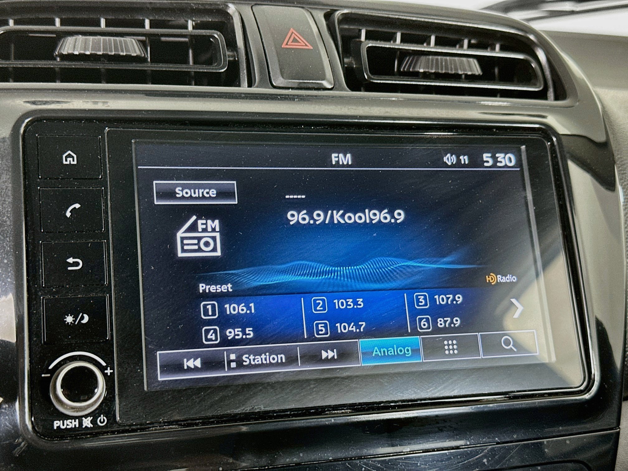 Used 2024 Mitsubishi Mirage ES FWD image 19