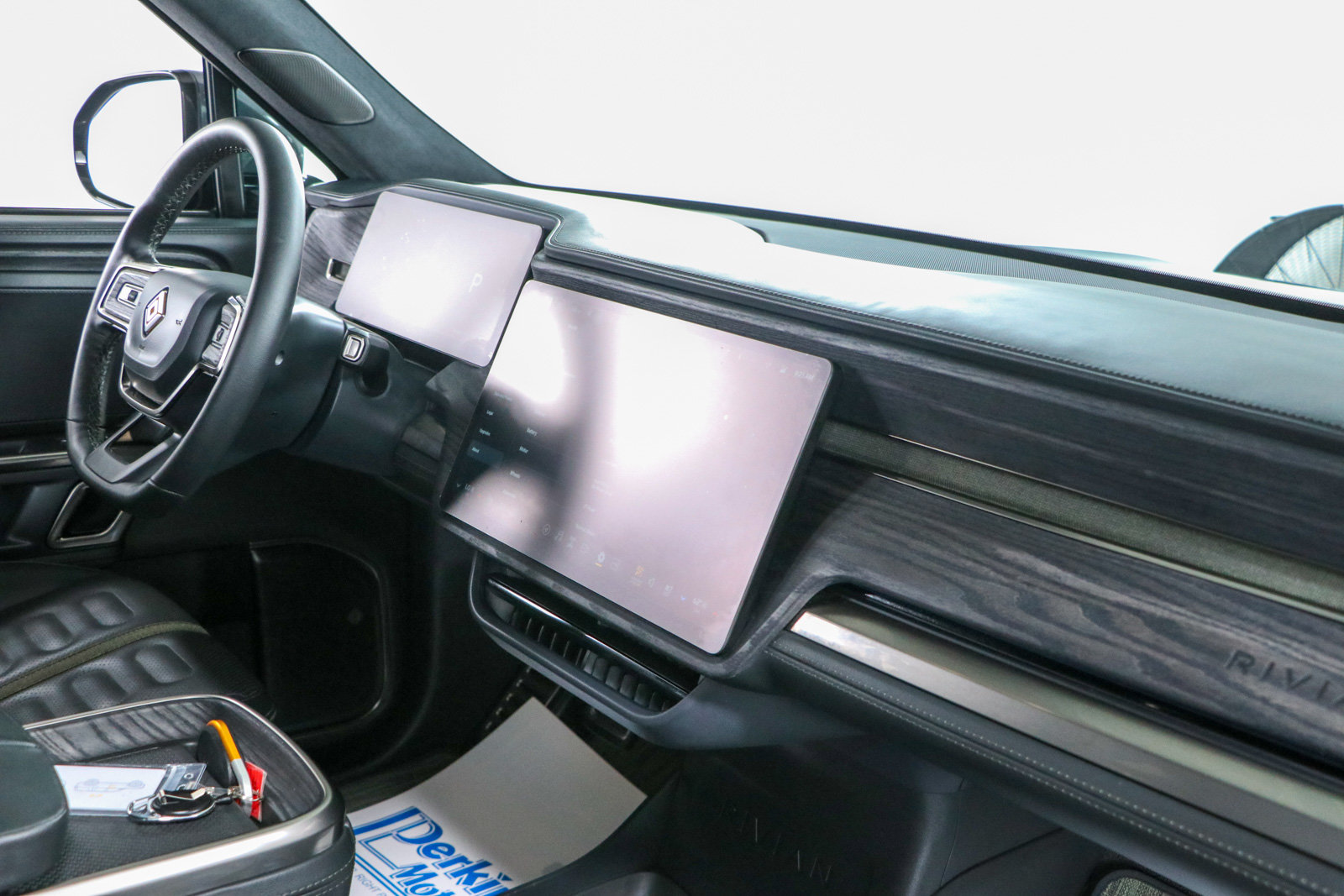 Used 2024 Rivian R1S Adventure Quad AWD/4WD image 25