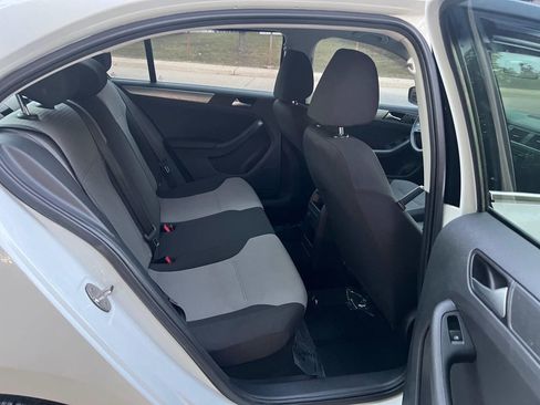 Used 2017 Volkswagen Jetta S image 29