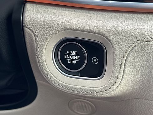Used 2024 Mercedes-Benz GLE 450 4MATIC image 23