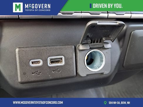 Used 2022 Chevrolet Silverado 1500 LT AWD/4WD image 21