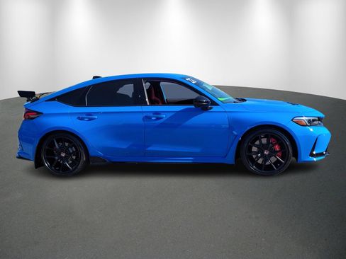 Used 2023 Honda Civic Type R image 8