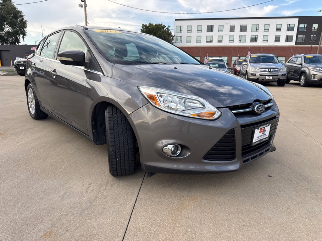 Used 2012 Ford Focus SEL FWD image 3
