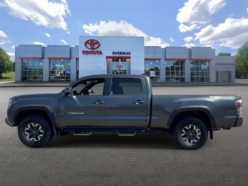 Certified 2020 Toyota Tacoma TRD Off-Road w/ TRD Premium Off Road Package AWD/4WD image 4