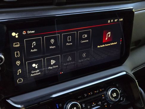 Used 2025 GMC Sierra 2500 AT4X image 18